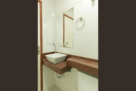 Casa à venda com 140m², 4 quartos e 3 vagas Casa à venda com 140m², 4 quartos e 3 vagasBanheiro Social 1