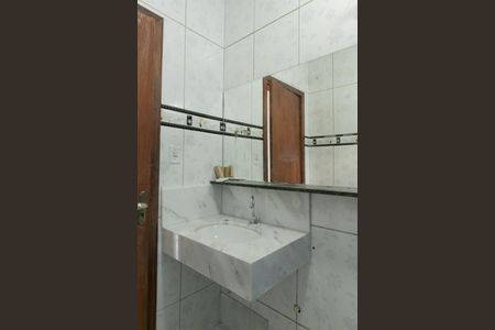 Casa à venda com 140m², 4 quartos e 3 vagas Casa à venda com 140m², 4 quartos e 3 vagasBanheiro Suite