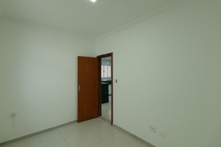 Casa à venda com 140m², 4 quartos e 3 vagas Casa à venda com 140m², 4 quartos e 3 vagasQuarto 1