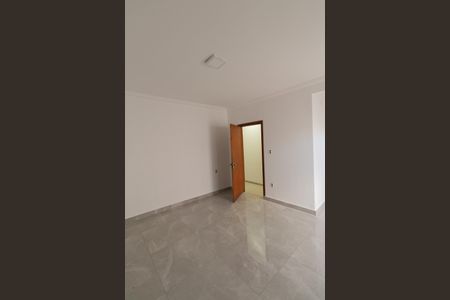 Casa à venda com 140m², 4 quartos e 3 vagas Casa à venda com 140m², 4 quartos e 3 vagasQuarto 3 Suite