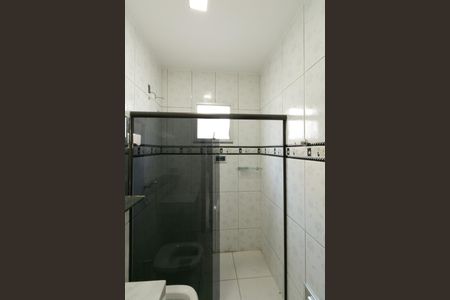 Casa à venda com 140m², 4 quartos e 3 vagas Casa à venda com 140m², 4 quartos e 3 vagasBanheiro Suite