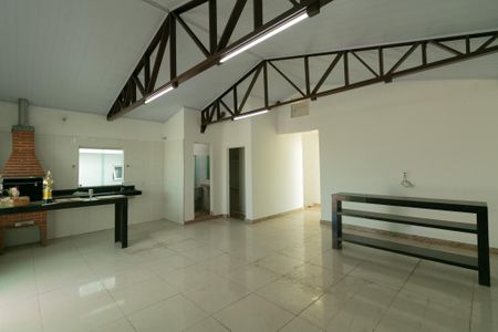 Casa à venda com 140m², 4 quartos e 3 vagas Casa à venda com 140m², 4 quartos e 3 vagasVaranda gourmet