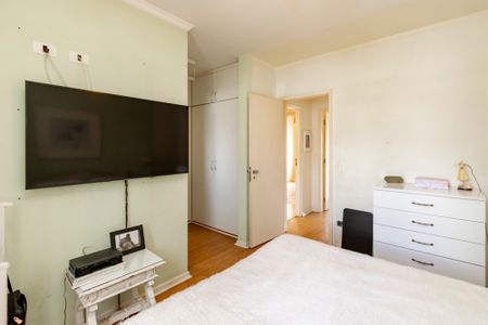 Apartamento à venda com 115m², 3 quartos e 2 vagas Apartamento à venda com 115m², 3 quartos e 2 vagasSuíte