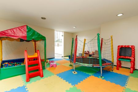 Apartamento à venda com 115m², 3 quartos e 2 vagas Apartamento à venda com 115m², 3 quartos e 2 vagasÁrea Comum - Brinquedoteca