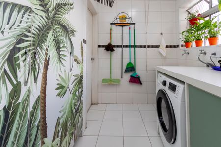 Apartamento à venda com 115m², 3 quartos e 2 vagas Apartamento à venda com 115m², 3 quartos e 2 vagasÁrea de Serviço