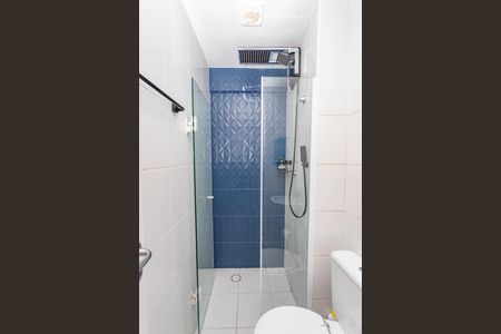 Apartamento à venda com 48m², 2 quartos e 1 vaga Apartamento à venda com 48m², 2 quartos e 1 vagaBanheiro social