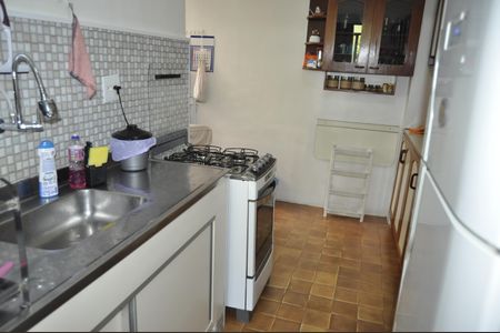 Apartamento à venda com 55m², 2 quartos e 1 vagaCozinha