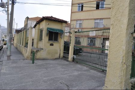 Apartamento à venda com 55m², 2 quartos e 1 vagaFachada