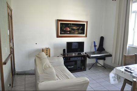 Apartamento à venda com 55m², 2 quartos e 1 vagaSala