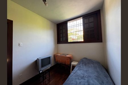 Casa à venda com 400m², 8 quartos e 5 vagasQuarto 4