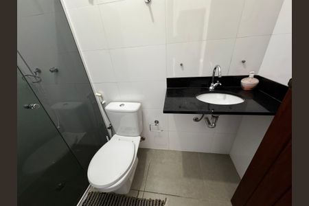 Casa à venda com 400m², 8 quartos e 5 vagasBanheiro 3