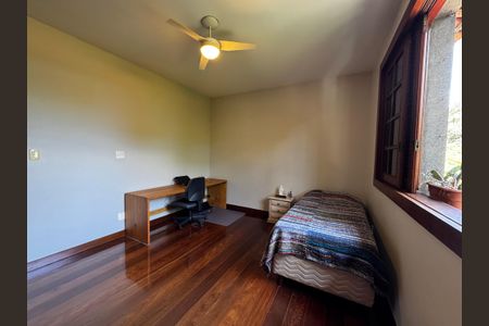 Casa à venda com 400m², 8 quartos e 5 vagasQuarto 2