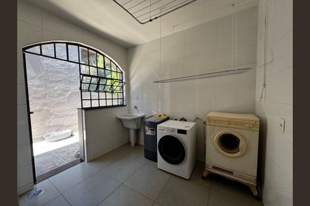 Casa à venda com 400m², 8 quartos e 5 vagasÁrea de Serviço