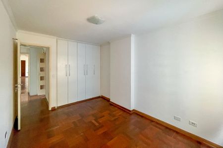 Apartamento à venda com 109m², 4 quartos e 1 vagaQuarto 2