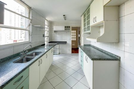 Apartamento à venda com 109m², 4 quartos e 1 vagaCozinha