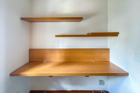 Apartamento à venda com 109m², 4 quartos e 1 vagaEscritório