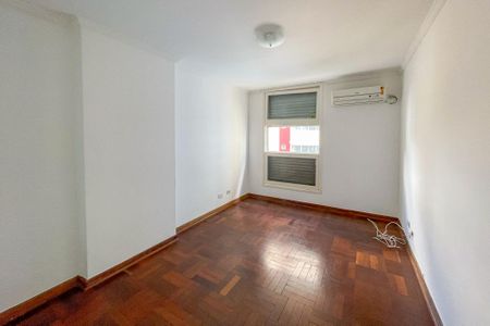 Apartamento à venda com 109m², 4 quartos e 1 vagaQuarto 2