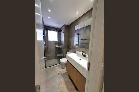 Apartamento à venda com 67m², 2 quartos e 1 vaga