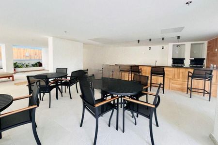 Apartamento à venda com 215m², 3 quartos e 2 vagas