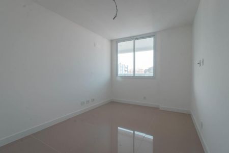 Apartamento à venda com 215m², 3 quartos e 2 vagas