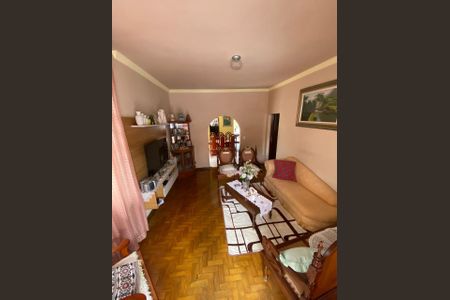 Casa à venda com 400m², 2 quartos e 2 vagas