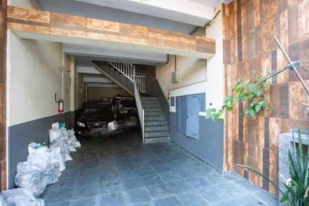 Apartamento para alugar com 82m², 2 quartos e 1 vagaGaragem