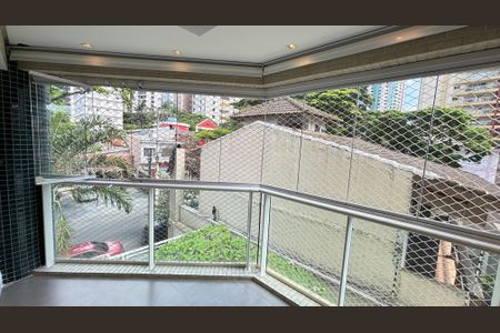 Apartamento à venda com 165m², 3 quartos e 4 vagasVaranda