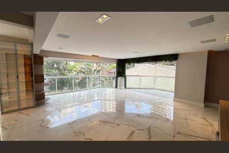 Apartamento à venda com 165m², 3 quartos e 4 vagasSala 