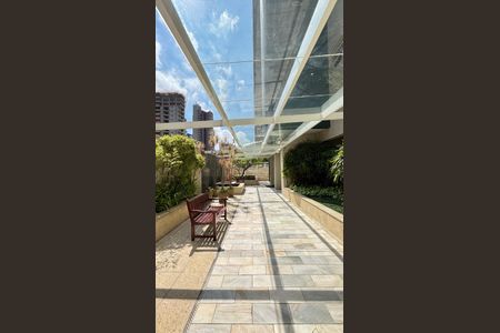 Apartamento à venda com 165m², 3 quartos e 4 vagasÁrea comum - Pátio