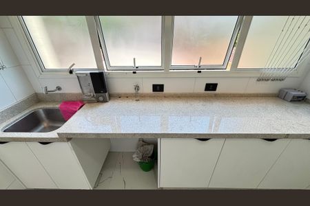 Apartamento à venda com 165m², 3 quartos e 4 vagasÁrea de Serviço