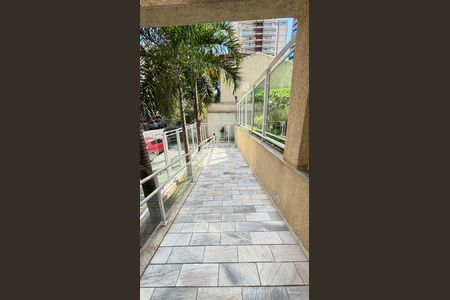 Apartamento à venda com 165m², 3 quartos e 4 vagasÁrea comum - Rampa - Corrimão