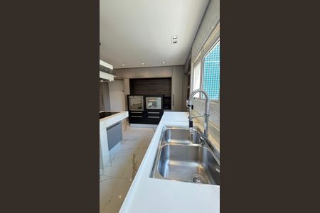 Apartamento à venda com 165m², 3 quartos e 4 vagasCozinha