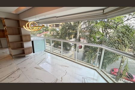 Apartamento à venda com 165m², 3 quartos e 4 vagasSala 