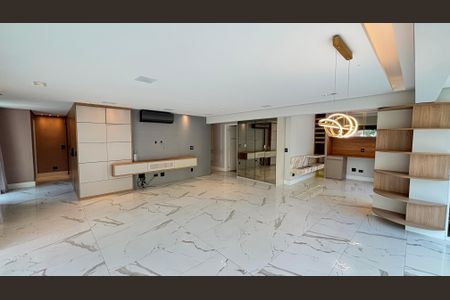 Apartamento à venda com 165m², 3 quartos e 4 vagasSala 