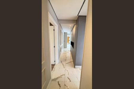 Apartamento à venda com 165m², 3 quartos e 4 vagasCorredor