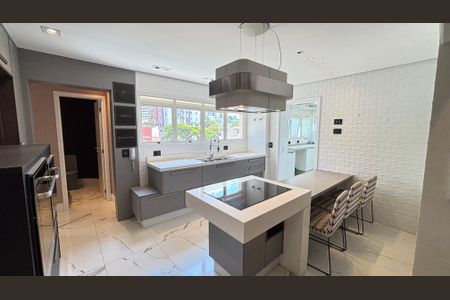 Apartamento à venda com 165m², 3 quartos e 4 vagasCozinha