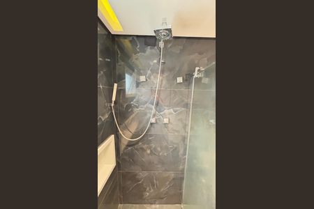 Apartamento à venda com 165m², 3 quartos e 4 vagasBanheiro da Suíte 1