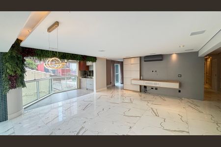 Apartamento à venda com 165m², 3 quartos e 4 vagasSala 