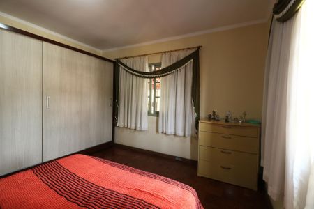 Casa à venda com 384m², 4 quartos e 2 vagasQuarto 3