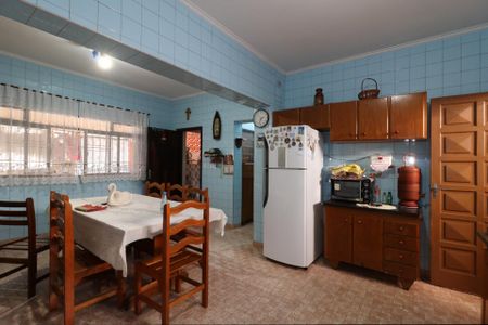 Casa à venda com 384m², 4 quartos e 2 vagasCozinha