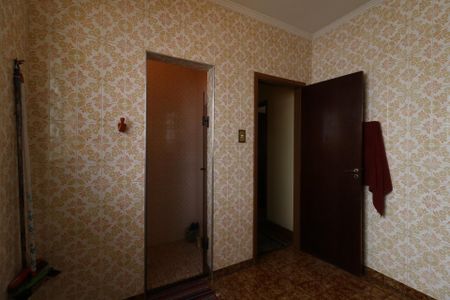 Casa à venda com 384m², 4 quartos e 2 vagasBanheiro 1