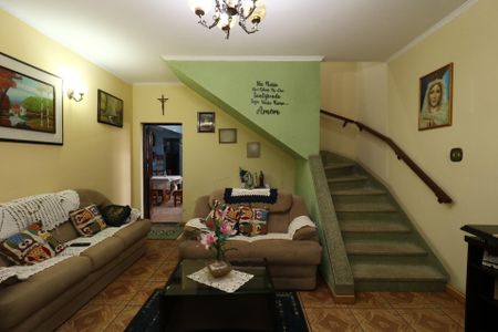 Casa à venda com 384m², 4 quartos e 2 vagasSala