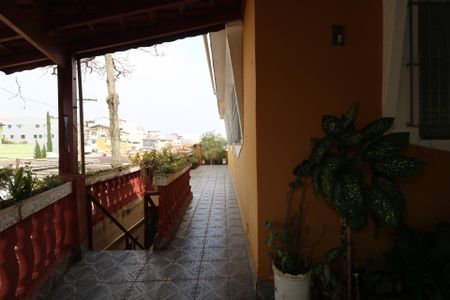 Casa à venda com 384m², 4 quartos e 2 vagasVaranda