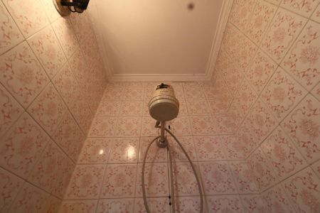 Casa à venda com 384m², 4 quartos e 2 vagasBanheiro 1 - Chuveiro