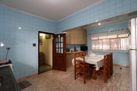 Casa à venda com 384m², 4 quartos e 2 vagasCozinha