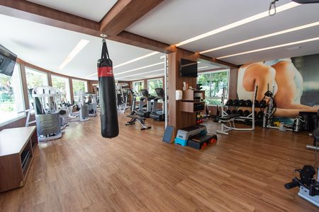 Apartamento para alugar com 342m², 4 quartos e 4 vagas Apartamento para alugar com 342m², 4 quartos e 4 vagasAcademia