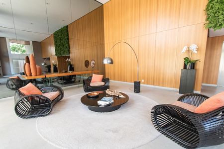 Apartamento para alugar com 342m², 4 quartos e 4 vagas Apartamento para alugar com 342m², 4 quartos e 4 vagasHall de entrada