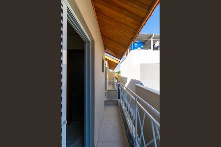 Casa de condomínio à venda com 76m², 2 quartos e 2 vagasVaranda da Suíte 2