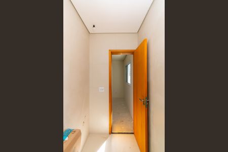 Casa de condomínio à venda com 76m², 2 quartos e 2 vagasBanheiro da Suíte 1