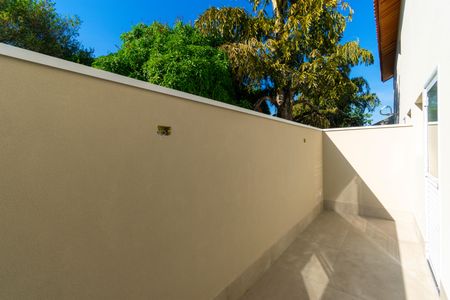 Casa de condomínio à venda com 76m², 2 quartos e 2 vagasÁrea Externa